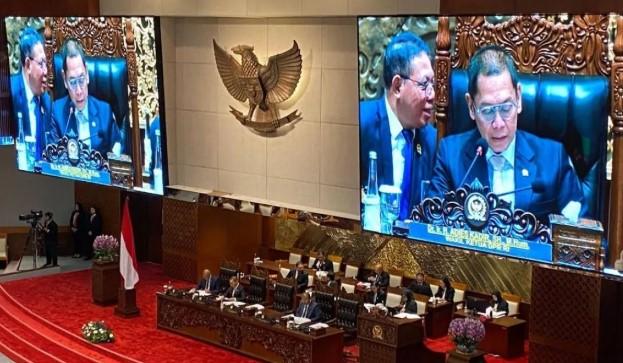 DPR Terima Surpres Pengesahan Perjanjian Ekstradisi RI-Rusia dan APBN 2024, Bahas 10 RUU Daerah Baru di Paripurna