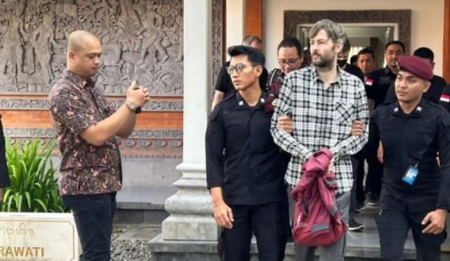 Kejati Bali Kawal Ekstradisi WN Rusia Buronan Interpol Lewat Bandara Ngurah Rai