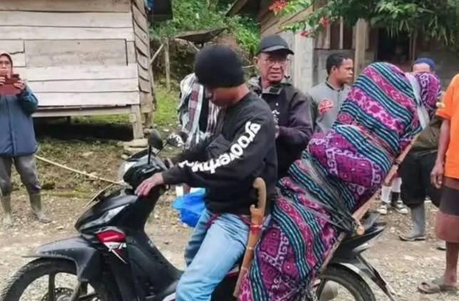Pemkab Donggala Janji Percepat Pemerataan Layanan Kesehatan Usai Insiden Jenazah Dibawa Motor
