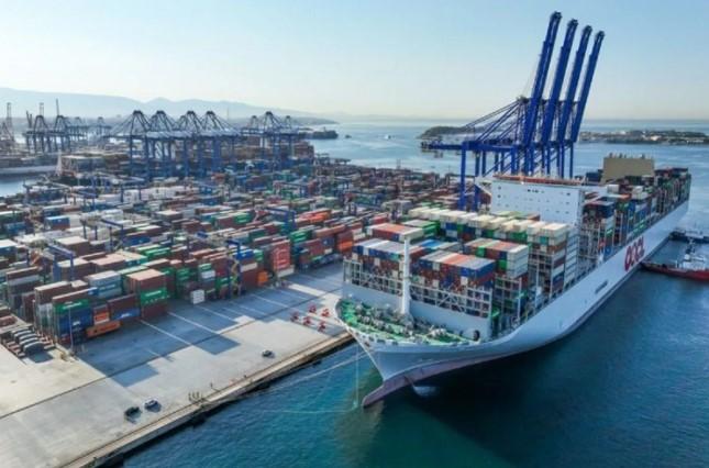 Pekerja Pelabuhan Yunani Blokade Pengiriman Baja Militer ke Israel sebagai Aksi Solidaritas untuk Palestina