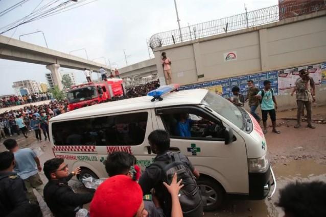 Pesawat Latih AU Bangladesh Jatuh di Kampus Dhaka, 19 Tewas dan Lebih dari 100 Luka-Luka