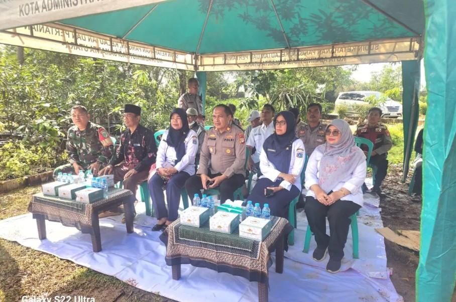 Polsek Cilincing Tanam Jagung Serentak untuk Dukung Ketahanan Pangan Nasional