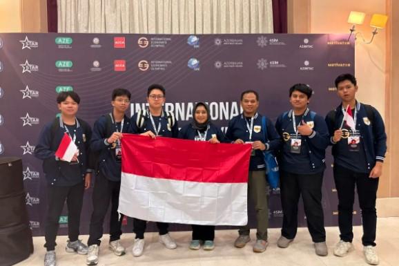Lima Siswa Terbaik Indonesia Dikirim ke Olimpiade Ekonomi Internasional 2025 di Azerbaijan