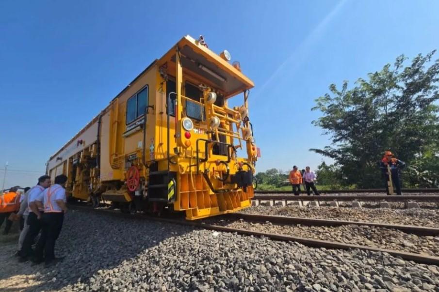 Jalur Kereta di Stasiun Pegadenbaru Kembali Dibuka Pascainsiden Anjloknya KA Argo Bromo Anggrek