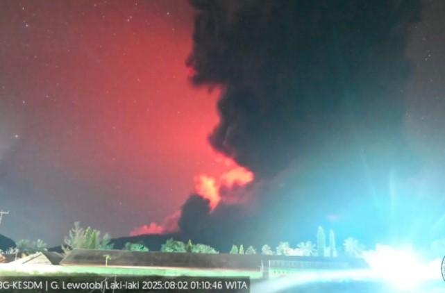 Gunung Lewotobi Laki-laki Kembali Meletus, PVMBG Tetapkan Status Awas dan Perluas Zona Bahaya