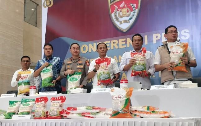 Polri Tetapkan Tiga Petinggi PT PIM sebagai Tersangka Kasus Beras Premium Tak Sesuai Standar