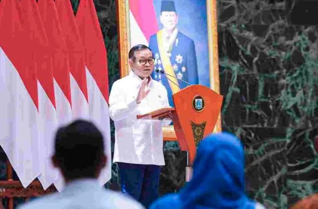 Gubernur Pramono Dorong Profesionalisme BUMD Jakarta, Dua Perusahaan Siap IPO