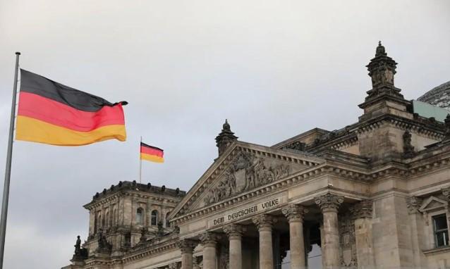 Jerman Perpanjang Kontrol Ketat Perbatasan hingga Setelah September 2025, Permohonan Suaka Turun Drastis