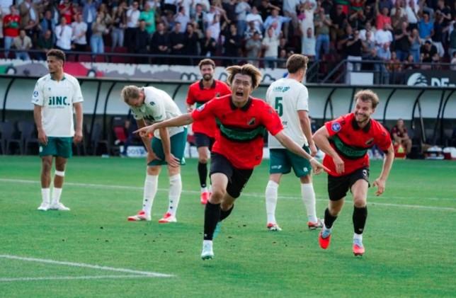 NEC Nijmegen Bantai Excelsior 5-0, Calvin Verdonk Tampil Solid di Lini Belakang