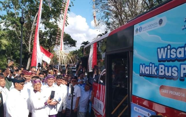Bali Luncurkan QRIS Tap Tanpa Pindai untuk Transportasi Umum, Tarif Promo Rp1.000 hingga Akhir Agustus