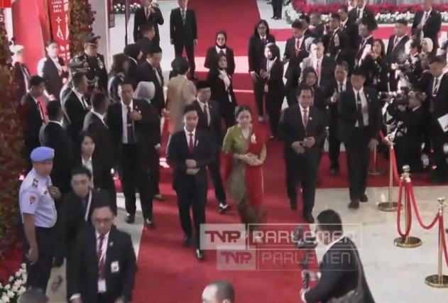Puan Maharani Sambut Wapres Gibran di Parlemen, Hadiri Sidang Tahunan MPR 2025