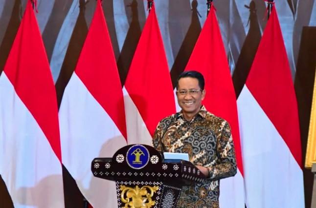 Menkum Beri Beasiswa Sekolah Kedinasan untuk Tiga Anggota Paskibraka Papua Barat Daya yang Viral