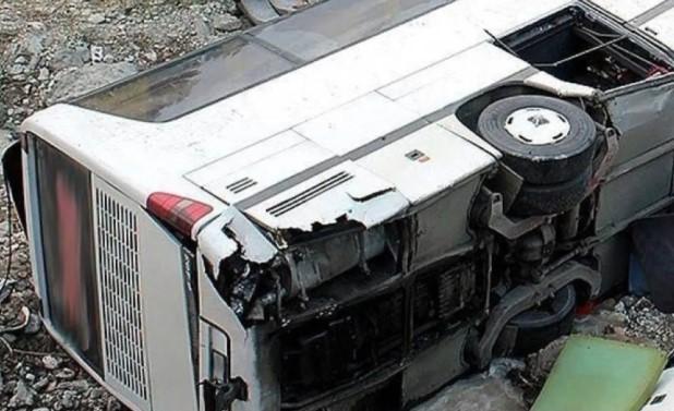 Bus Terjun ke Sungai Oueme, 27 Tewas dalam Kecelakaan Tragis di Benin