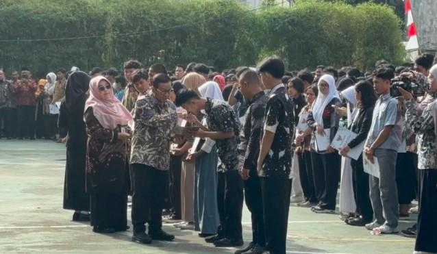 Pemprov DKI Jakarta Lanjutkan Pemutihan Ijazah Tahap 4, Total 3.212 Siswa Telah Terbantu