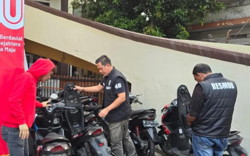 Polisi Gerebek Markas Motor Curian di Ciracas, Dua Pelaku Diamankan