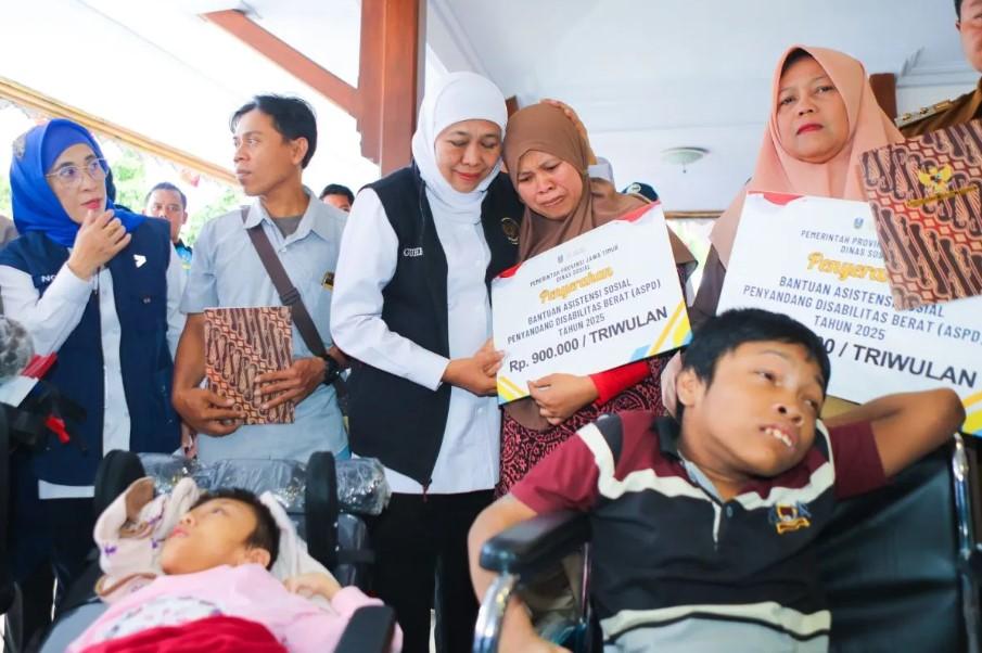 Gubernur Khofifah Ungkap 9.000 Penerima Bansos di Jatim Terseret Judi Online