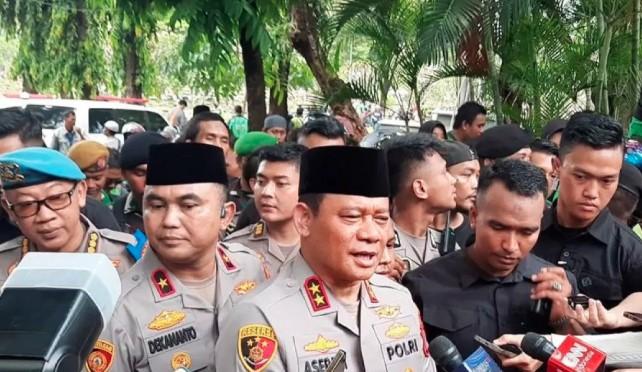 Kapolda Metro Jaya Hadiri Pemakaman Affan Kurniawan, Tegaskan Pengusutan Kasus Rantis Brimob Secara Transparan