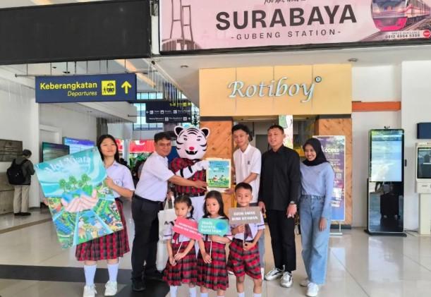 Kampanye “Rel Perjuangan untuk Bumi yang Merdeka”: KAI dan Tarakanita Surabaya Kolaborasi Jaga Lingkungan