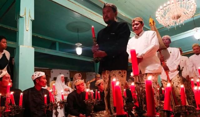 Prosesi Sakral Panjang Jimat di Keraton Kasepuhan: Warisan Sunan Gunung Jati yang Tetap Hidup