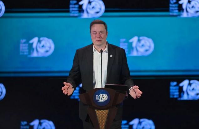 Tesla Tawarkan Elon Musk Paket Gaji Fantastis Senilai 1 Triliun Dolar AS dengan Target Valuasi Ambisius