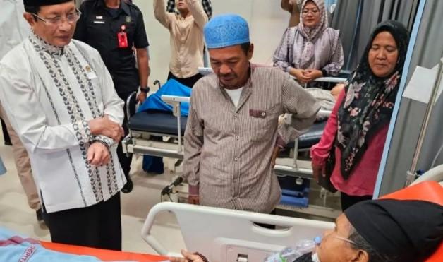 Menag Salurkan Bantuan Rp150 Juta untuk Pembangunan Kembali Mushalla dan Majelis Taklim di Bogor