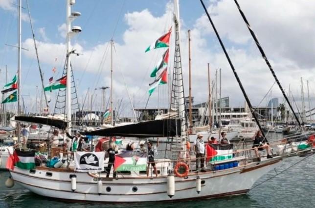Kapal Misi Kemanusiaan Global Sumud Flotilla Diserang Drone Israel di Perairan Tunisia