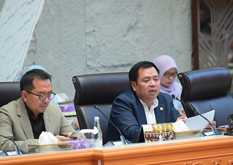 Pagu Anggaran 2026 Naik, Komisi V DPR Soroti Efisiensi Program Kemendes dan Basarnas