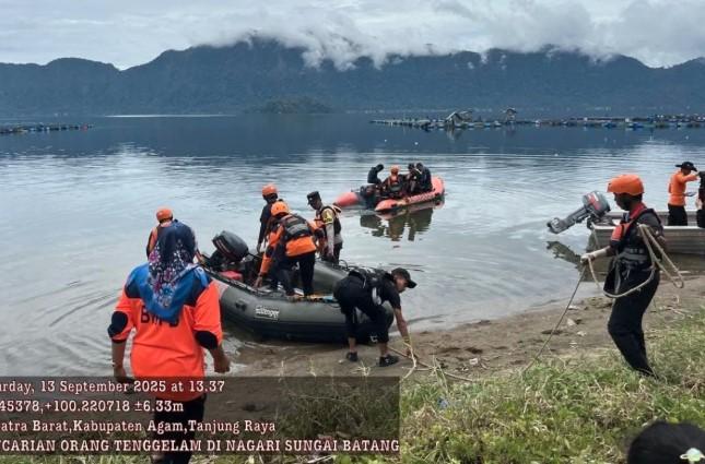 Tim Gabungan Lakukan Penyelaman di Danau Maninjau untuk Cari Nelayan Hilang Asal Agam