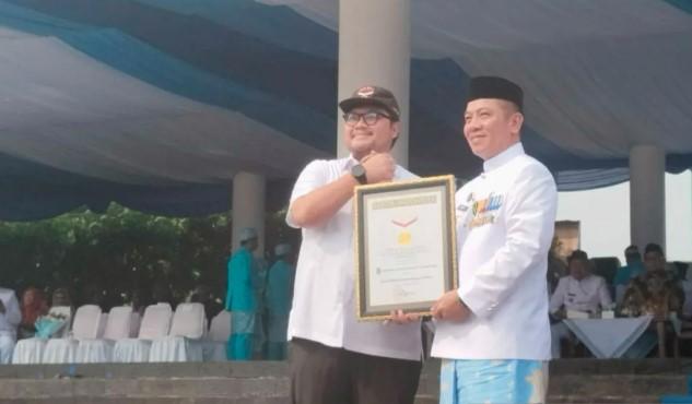 Karawang Cetak Rekor MURI untuk Bazar UMKM Terlama Selama 14 Hari Nonstop