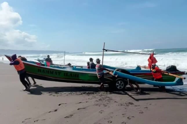 Gerakan Cinta Laut di Pantai Depok, Bantul, Ajak Masyarakat Jaga Kelestarian Laut dan Satwa Bahari