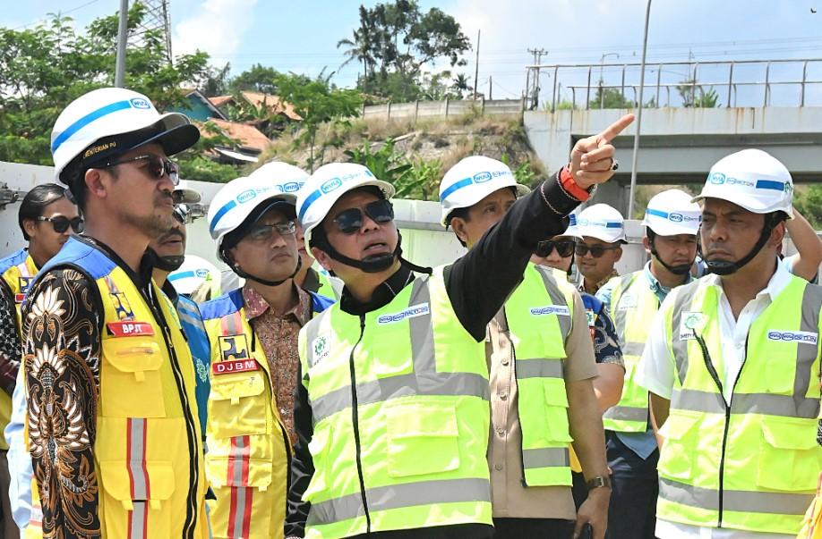 Komisi V DPR RI Tinjau Tol Cisumdawu untuk Pastikan Standar Pelayanan Jalan Tol