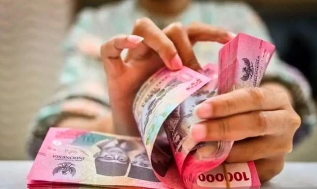 Antara Tunai dan Digital: Menimbang Jalan Tengah dalam Sistem Pembayaran Indonesia