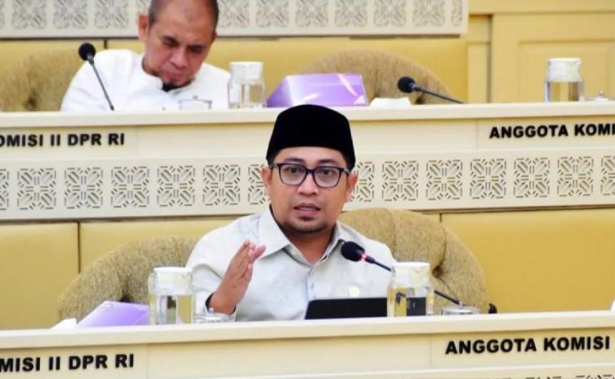 Khozin Apresiasi KPU Cabut Keputusan yang Rahasiakan Dokumen Syarat Capres-Cawapres