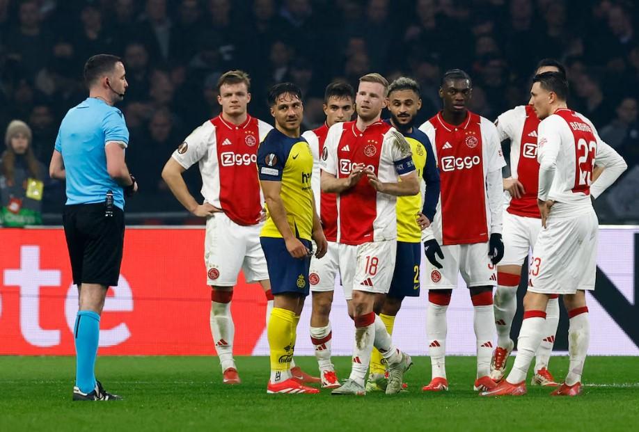 Ajax Sambut Inter Milan di Johan Cruyff Arena, Heitinga Sebut Laga Jadi Ujian Sesungguhnya