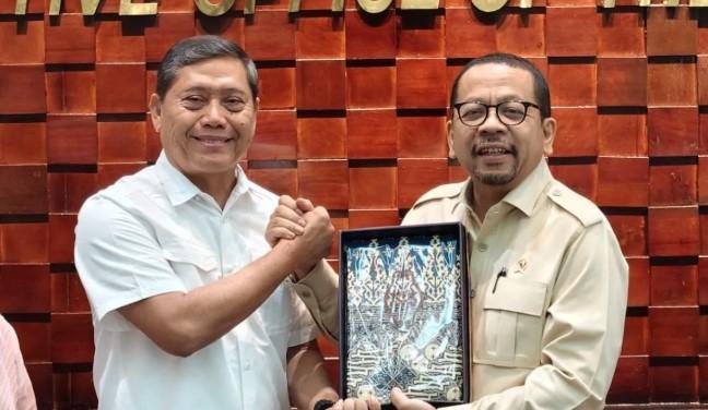 Serah Terima Jabatan KSP, Anto Mukti Putranto Menangis Haru, Muhammad Qodari Siap Lanjutkan Perjuangan