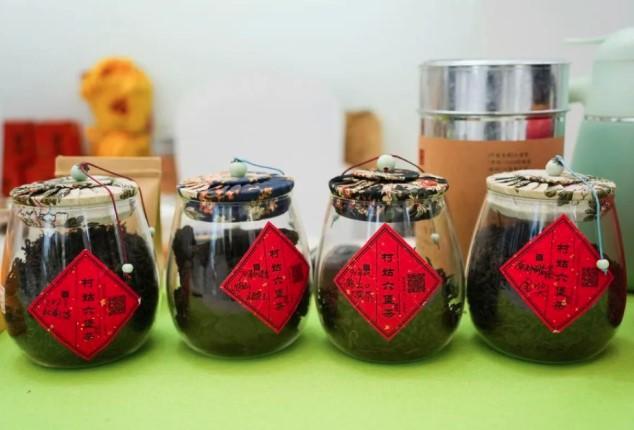 Teh Liubao Curi Perhatian Ribuan Pengunjung di Pameran China-ASEAN ke-22