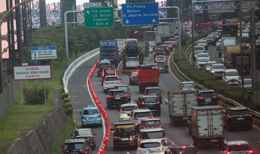 Gubernur DKI Perpanjang Uji Coba Lajur Tambahan di Gerbang Tol Fatmawati 2 Hingga Akhir Oktober