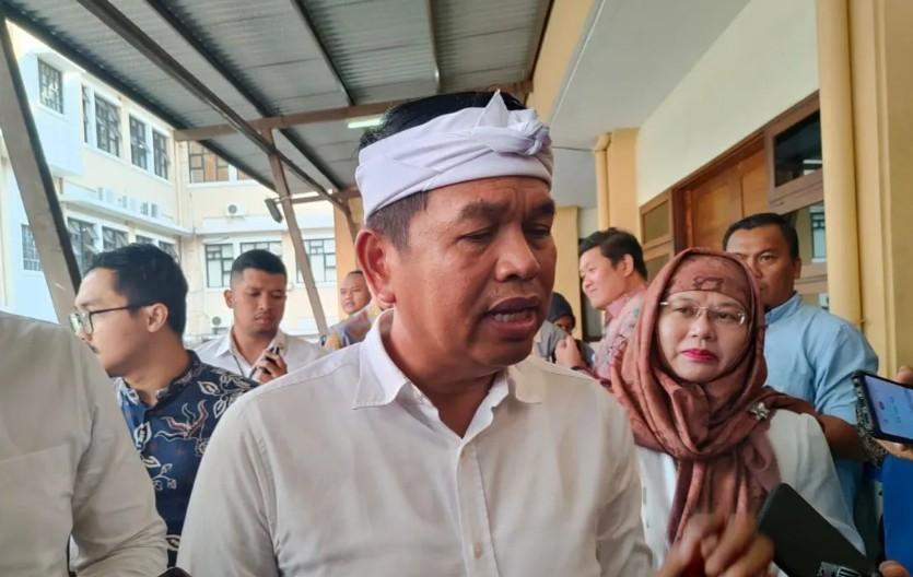 Gubernur Jabar Dedi Mulyadi Akan Evaluasi Program Makan Bergizi Gratis Usai Kasus Keracunan