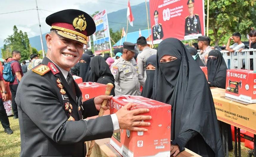 Irjen Pol Endi Sutendi Resmi Pimpin Polda Sulawesi Tengah Gantikan Irjen Pol Agus Nugroho