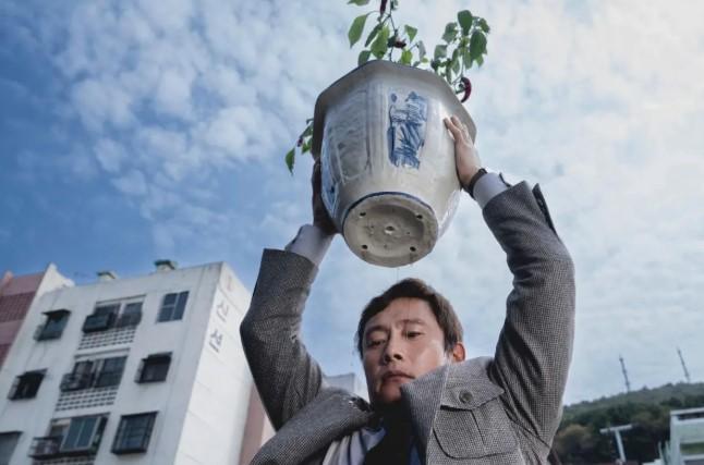 “No Other Choice”: Ketika Manusia Kehilangan Akal Sehat karena Dipecat dan Tidak Ada Jalan Pulang