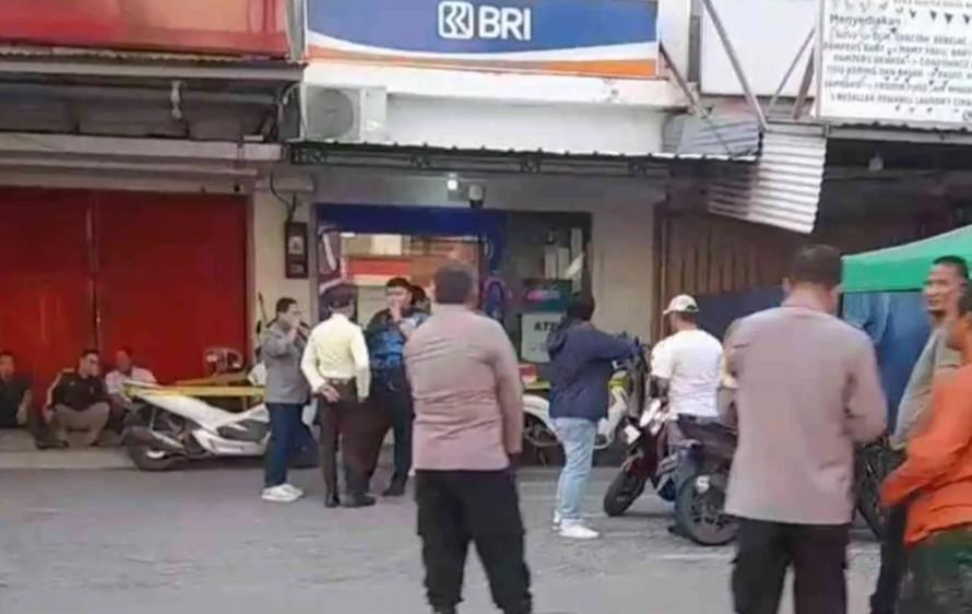Polisi Selidiki Kematian Sekuriti Bank dan Brankas Rusak di Cikarang, Dugaan Gantung Diri Belum Pasti