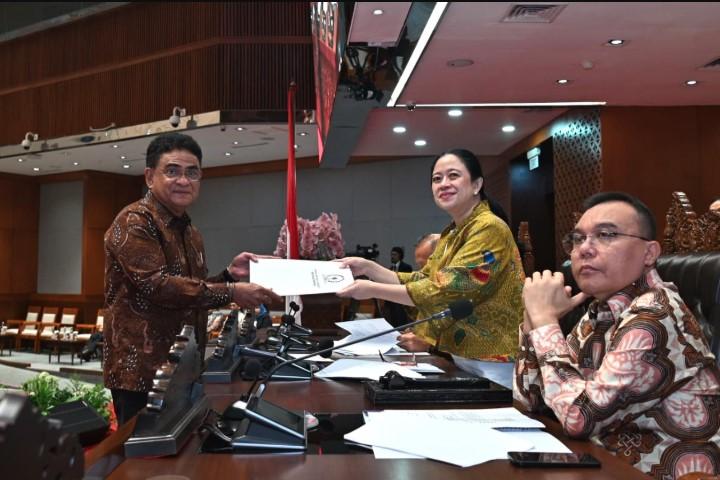 DPR RI Sahkan UU Ekstradisi Indonesia–Rusia, Perkuat Penegakan Hukum Lintas Negara