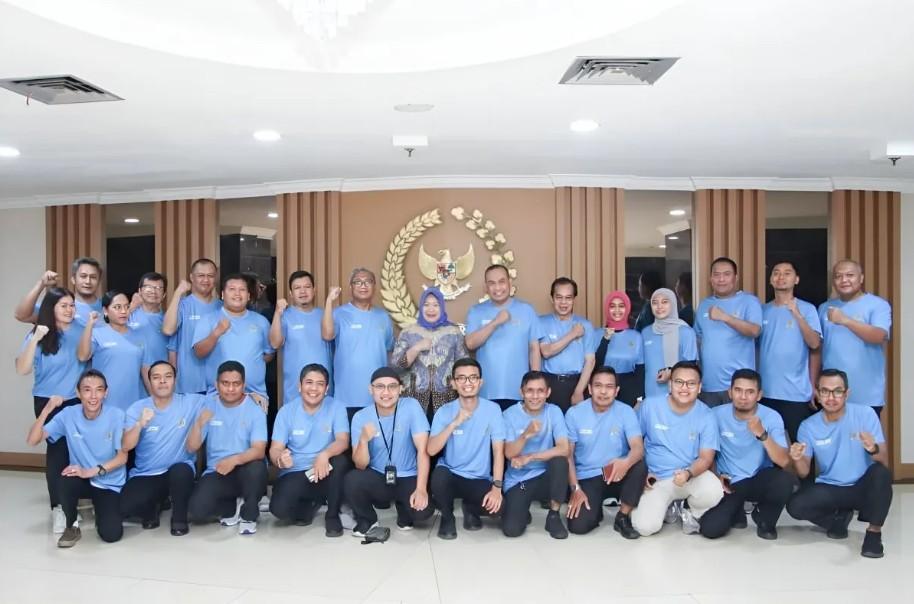 Sekjen MPR RI Lepas 32 Pegawai Ikuti Pornas XVII Korpri 2025 di Palembang