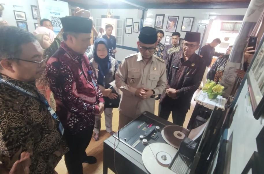 Pemerintah Bukittinggi Terima Rekaman Suara Asli Bung Hatta dari RRI, Simbol Pelestarian Warisan Sejarah Bangsa