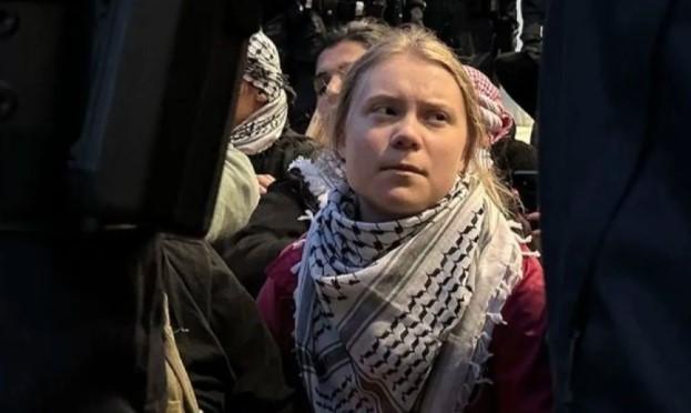 Dibebaskan dari Penjara Israel, Greta Thunberg Tuduh Israel Lakukan Genosida di Gaza dalam Pernyataan Publik di Athena