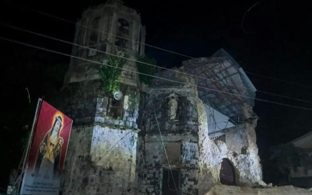 Gempa Magnitudo 7,4 Guncang Filipina, NOAA Terbitkan Peringatan Tsunami