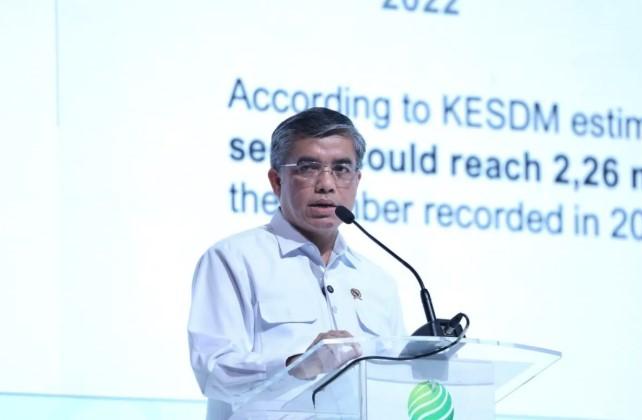 Menaker Yassierli: Transisi Ekonomi Hijau Jadi Momentum Transformasi Ketenagakerjaan Nasional