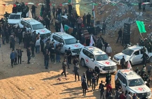 Israel Bebaskan Ribuan Tahanan Palestina, Disambut Haru di Khan Yunis Gaza