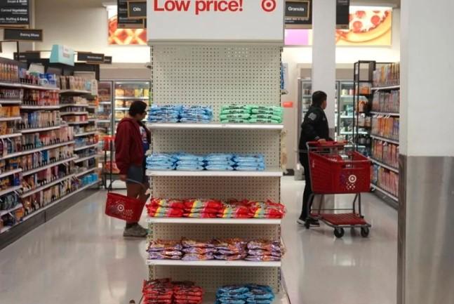 Laporan Goldman Sachs: Konsumen AS Tanggung Lebih dari Separuh Biaya Tarif Era Trump 2025