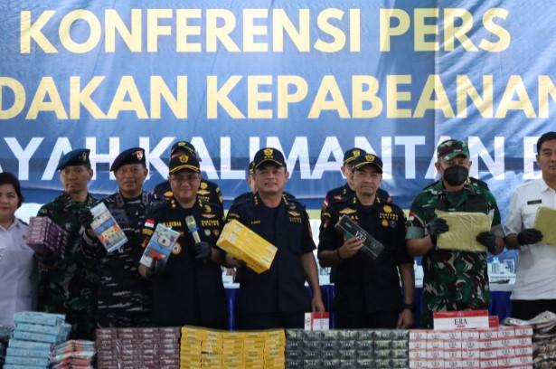 Bea Cukai Ekspos Hasil Penindakan Kepabeanan dan Cukai di Kalimantan Barat Tahun 2025